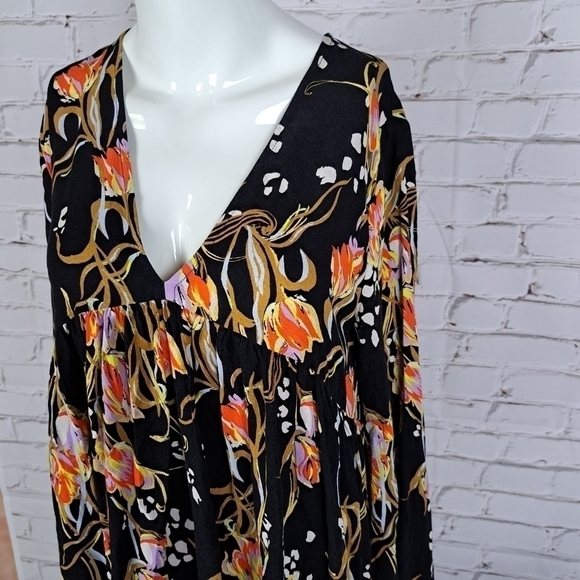 Free People Bella‎ Floral Tunic - Picture 6 of 14